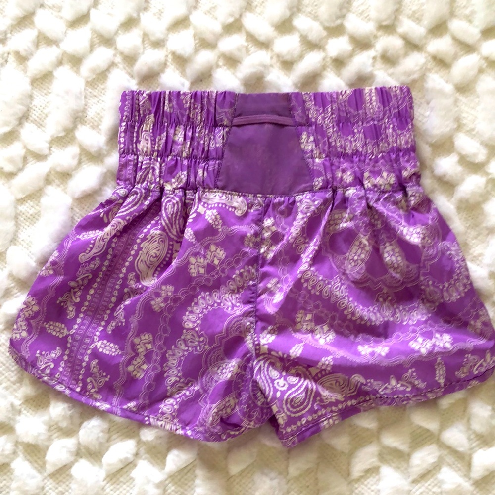 Free movement bandana printed shorts NWOT